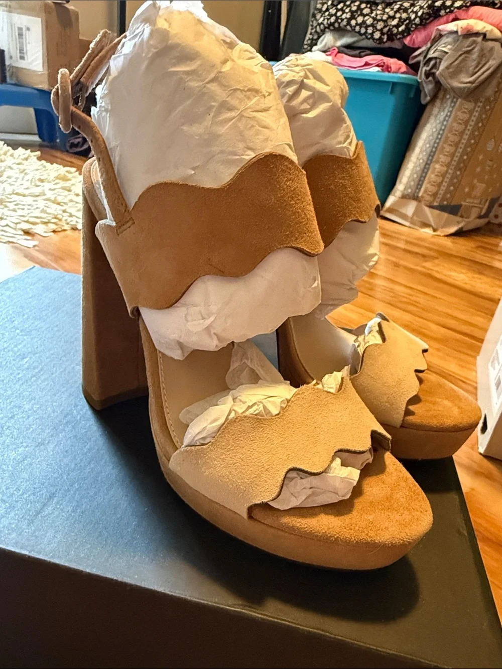 Pella Moda platform block suede leather heels